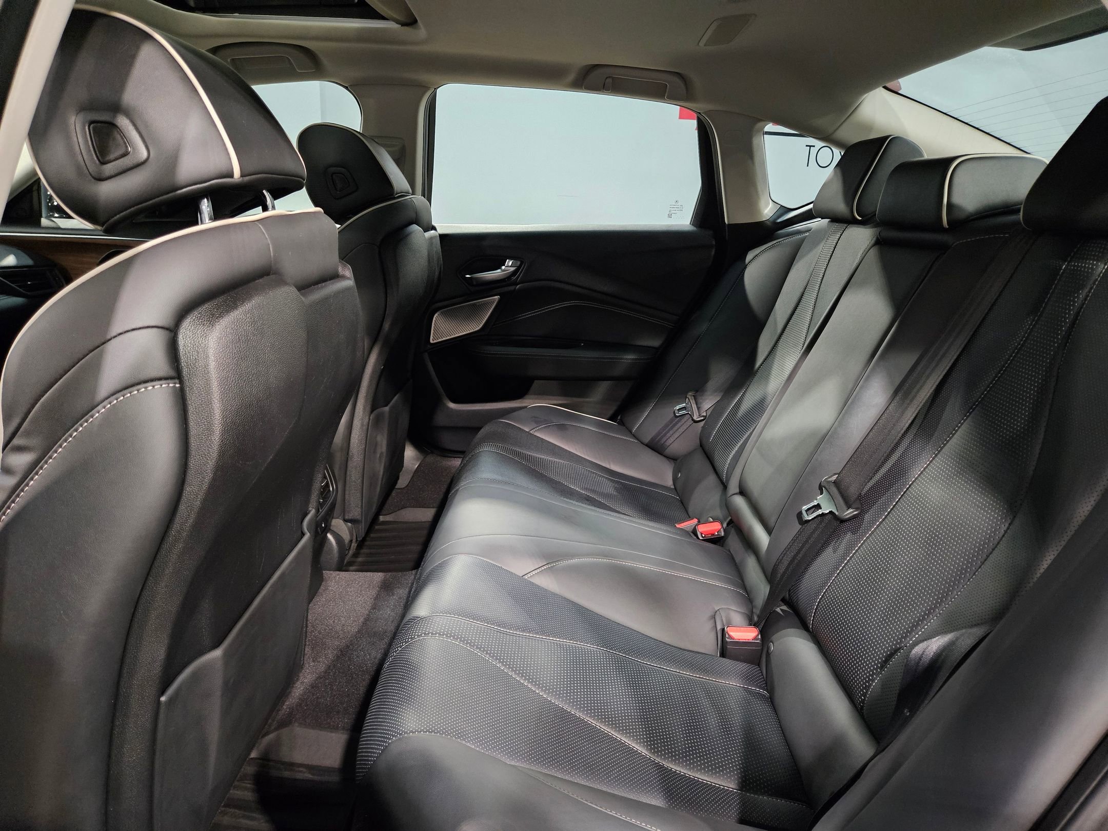 Used 2021 Acura TLX w/ Advance Package image 35