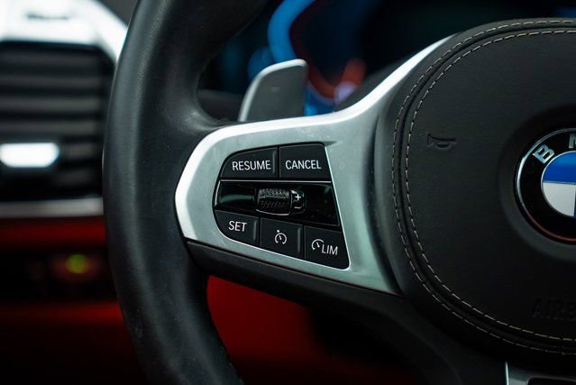 Used 2025 BMW 840i xDrive w/ Comfort Seating Package image 31