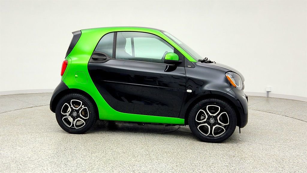 Used 2017 smart fortwo electric drive RWD image 4