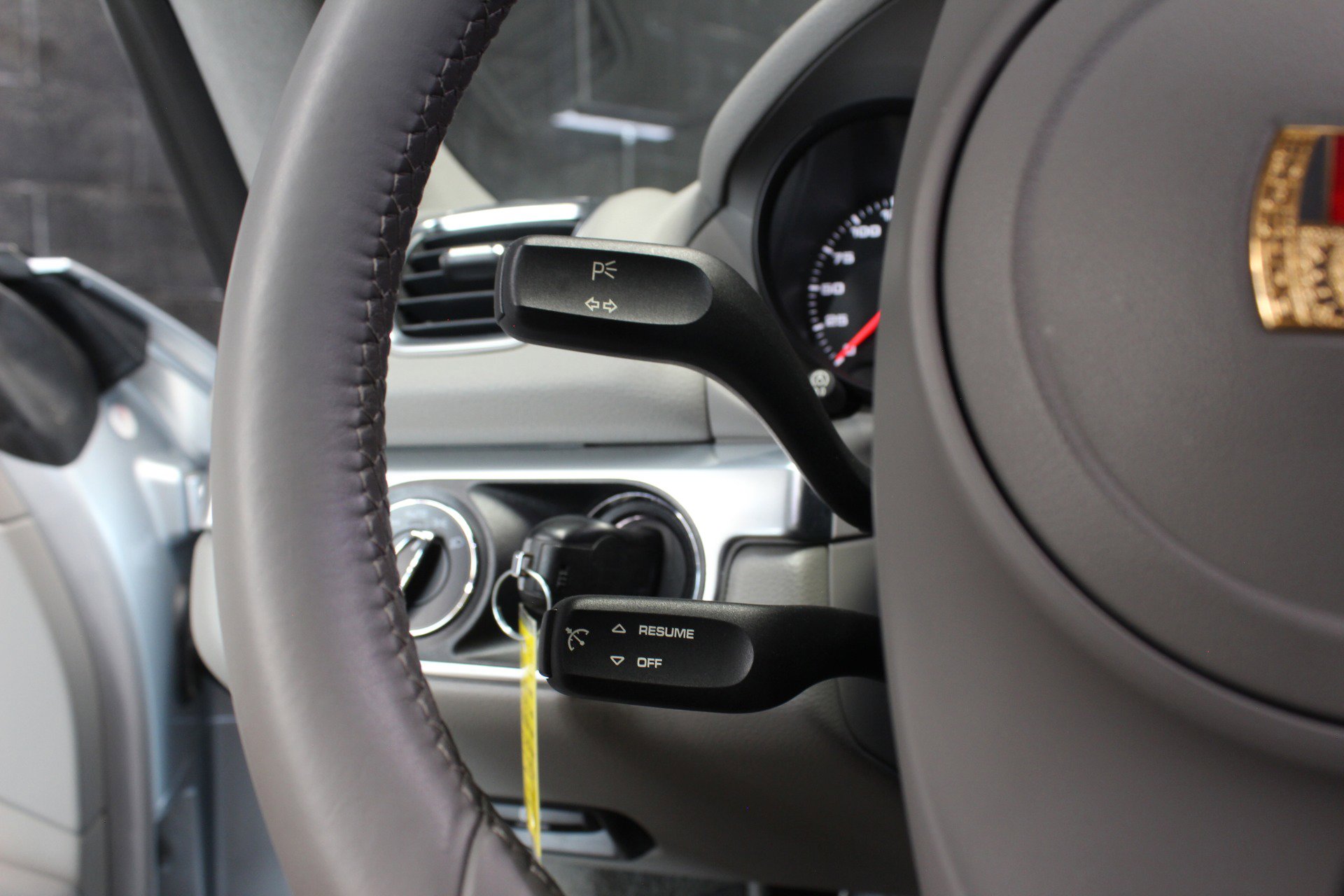 Used 2015 Porsche Cayman image 49