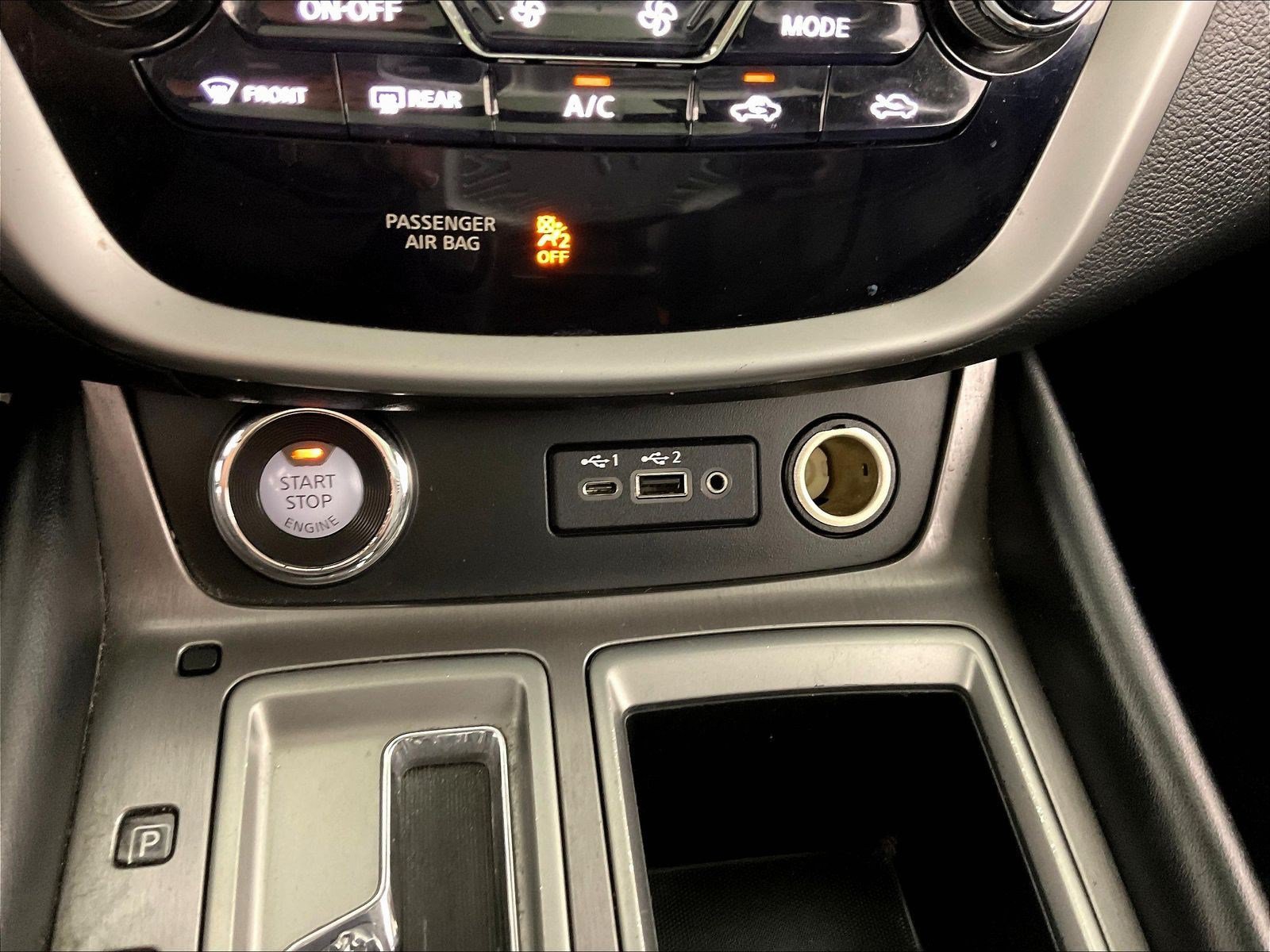 Used 2020 Nissan Murano SL w/ Moonroof Package AWD/4WD image 16