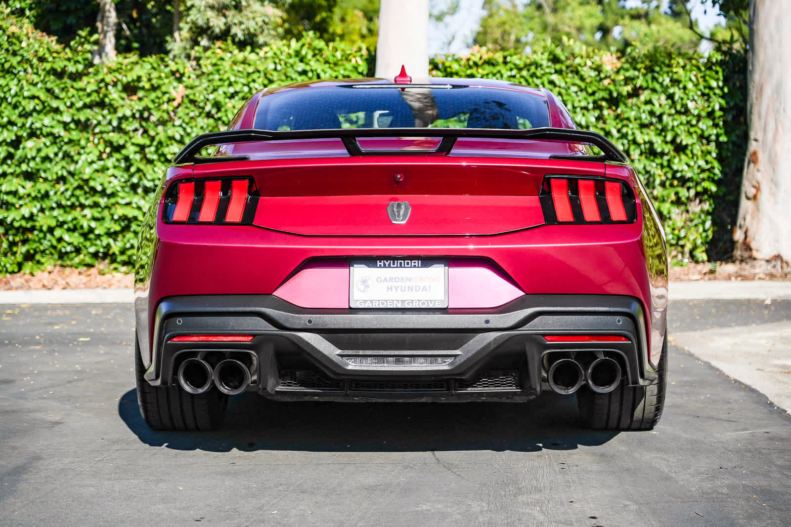Used 2025 Ford Mustang Dark Horse image 7