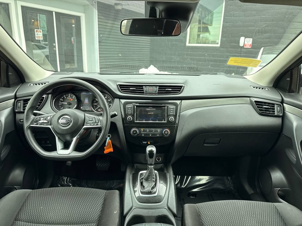Used 2020 Nissan Rogue Sport S FWD image 19