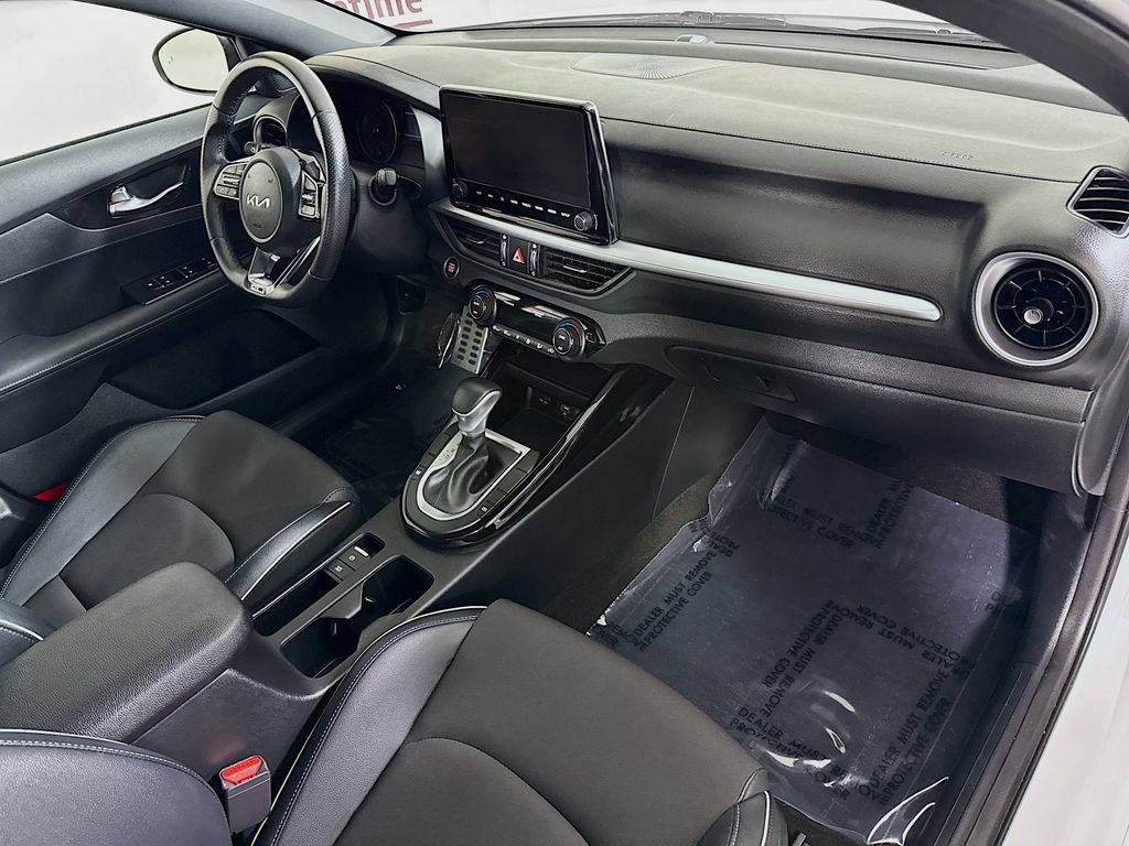 Certified 2024 Kia Forte GT-Line FWD image 31