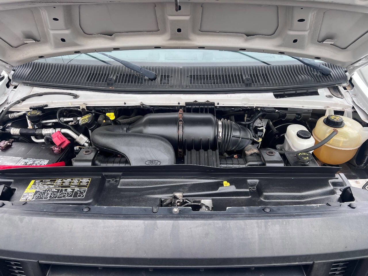 Used 2010 Ford E-150 and Econoline 150 image 19