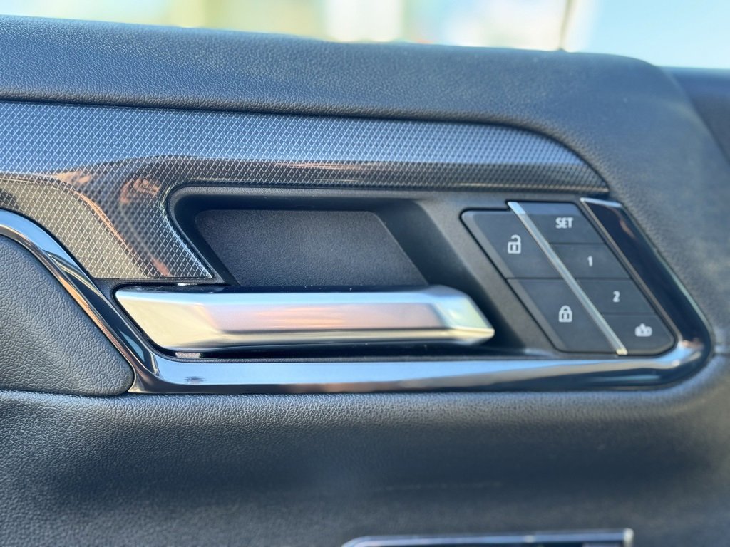 Used 2024 GMC Sierra 1500 AT4 w/ AT4 Premium Package image 23