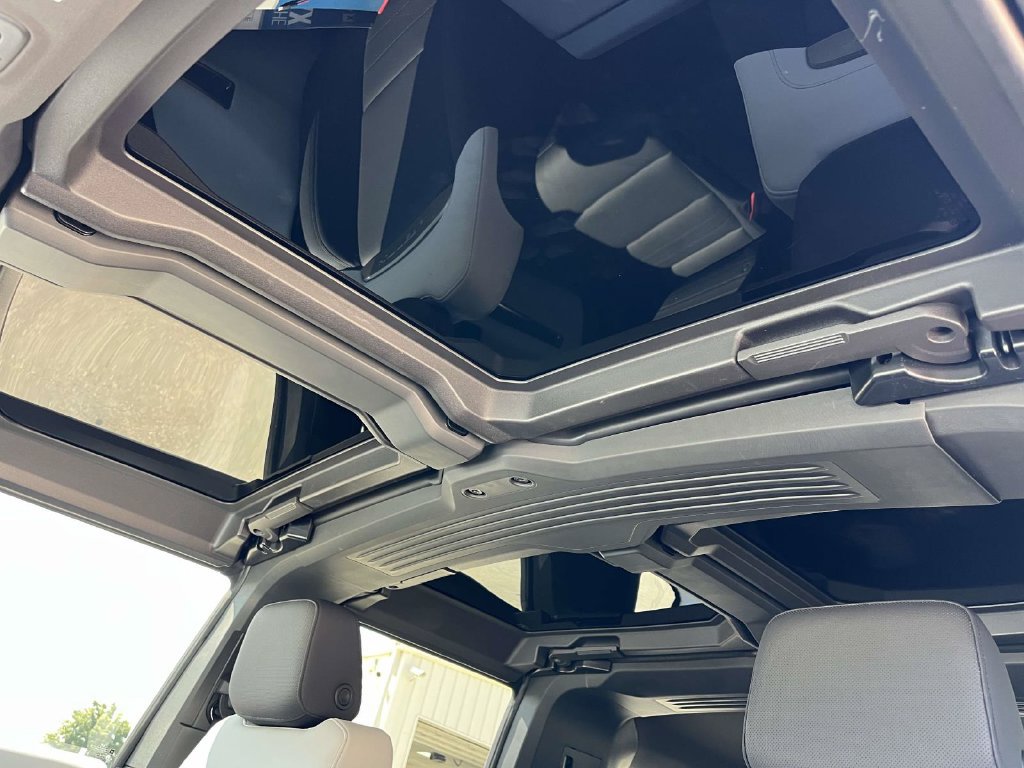 Used 2025 GMC Hummer EV 2X AWD/4WD image 20