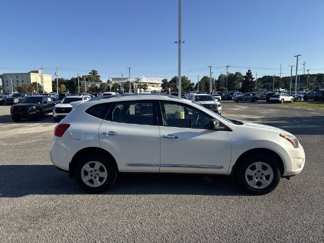 Used 2015 Nissan Rogue S w/ Convenience Package FWD image 4