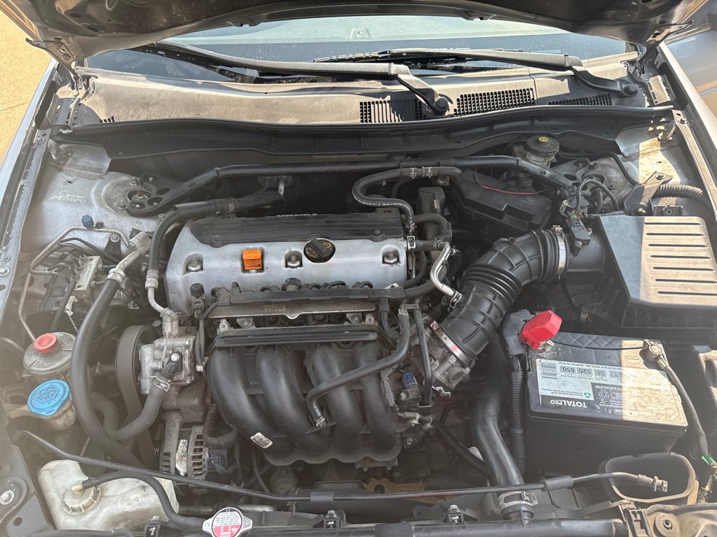 Used 2011 Honda Accord EX image 18