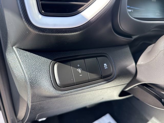 Certified 2026 Hyundai Venue SEL image 20