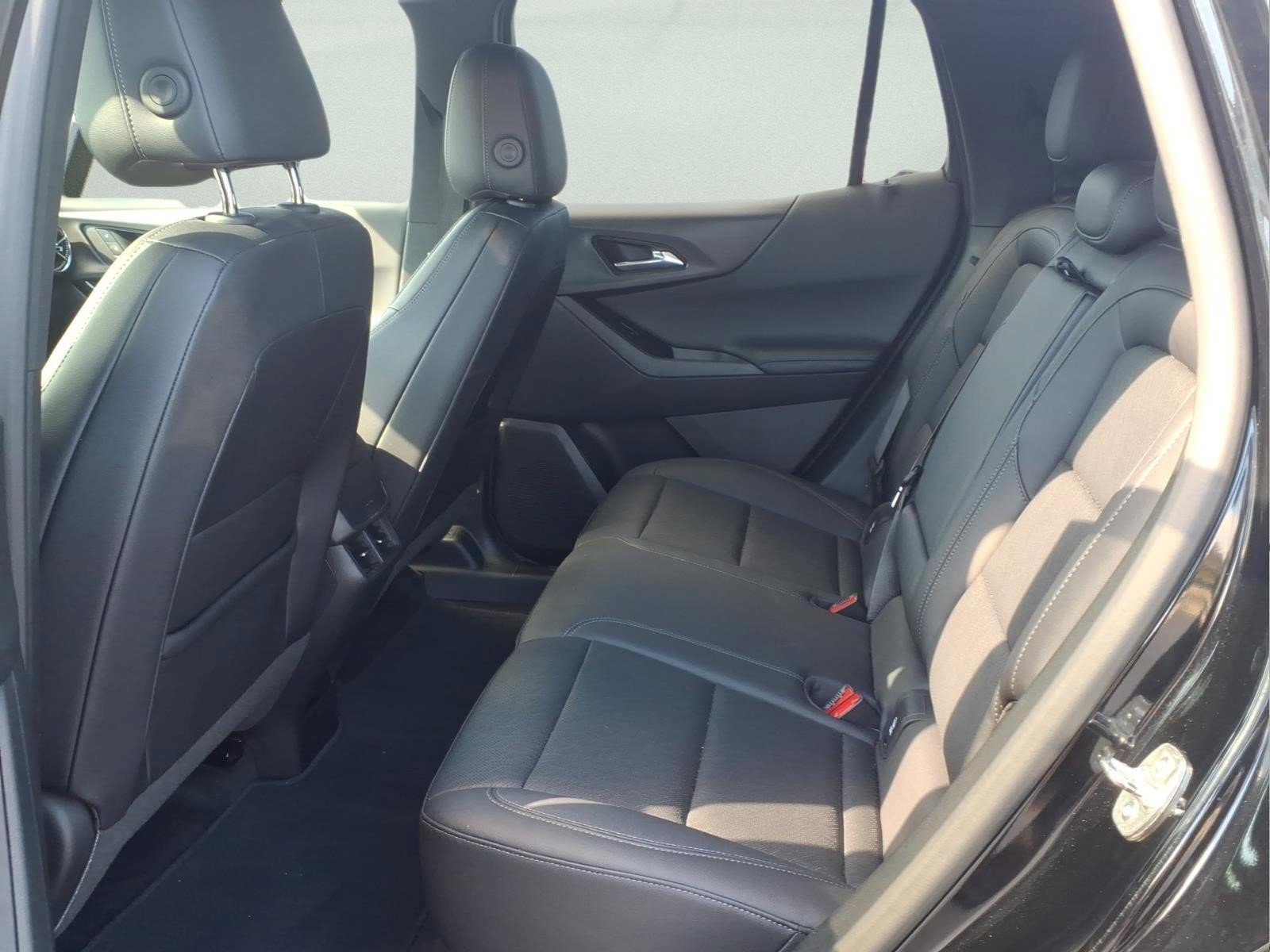 Certified 2025 Chevrolet Equinox LT w/ Convenience Package II AWD/4WD image 13