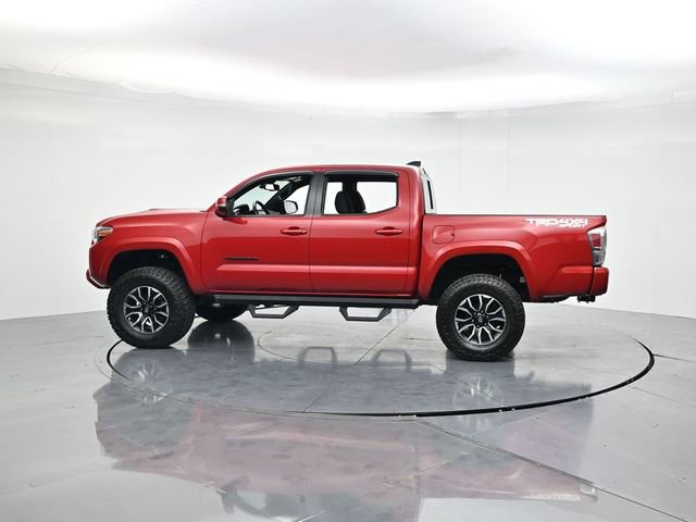 Used 2022 Toyota Tacoma TRD Sport w/ Technology Package image 8