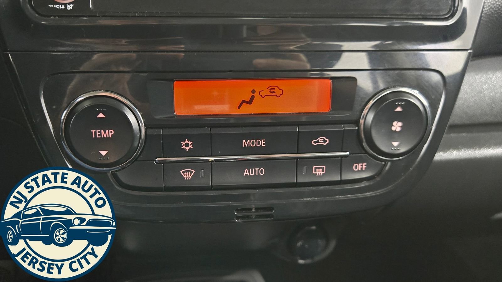 Used 2024 Mitsubishi Mirage Black Edition FWD image 15