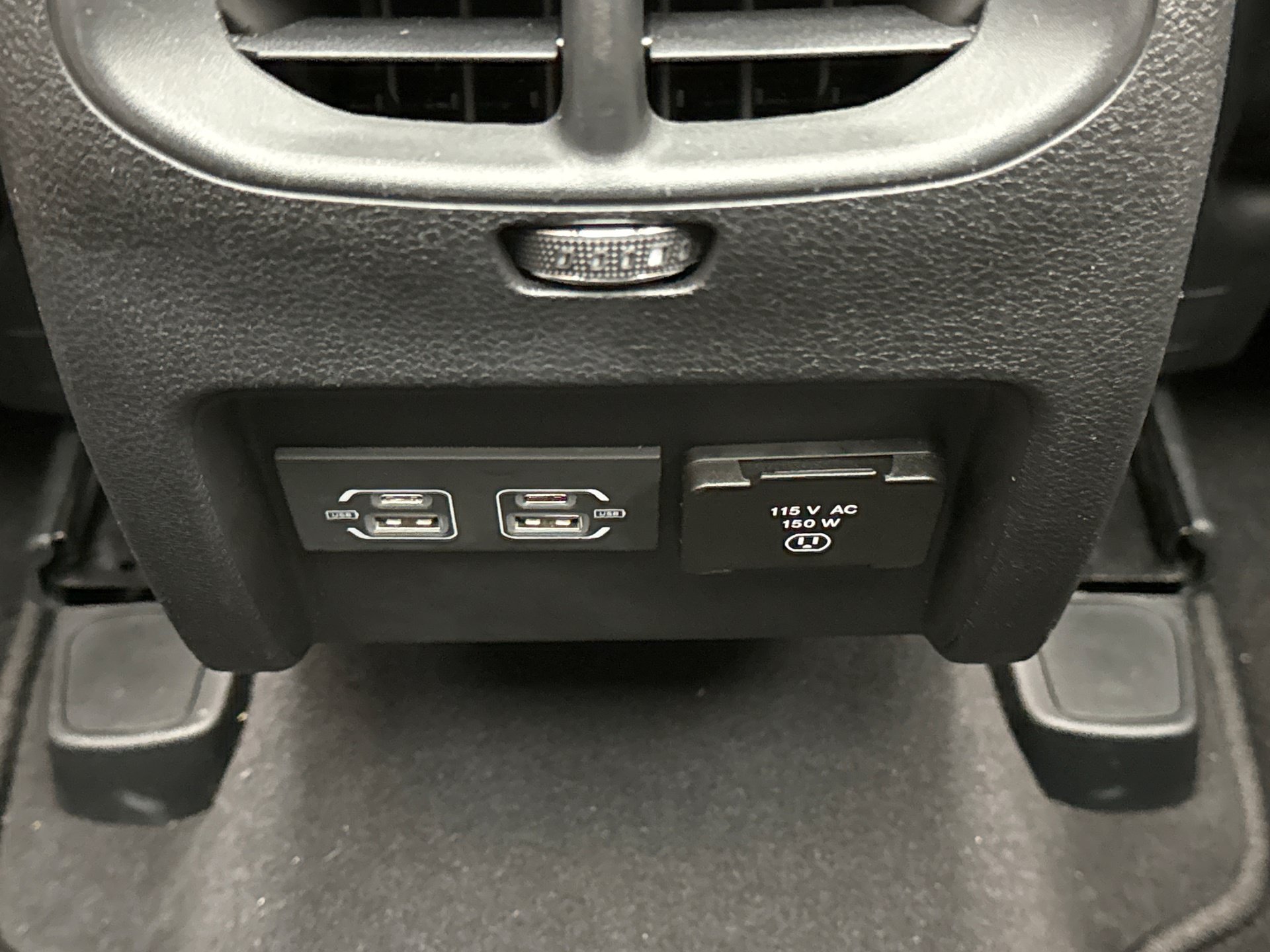 Used 2022 Jeep Cherokee Limited AWD/4WD image 19
