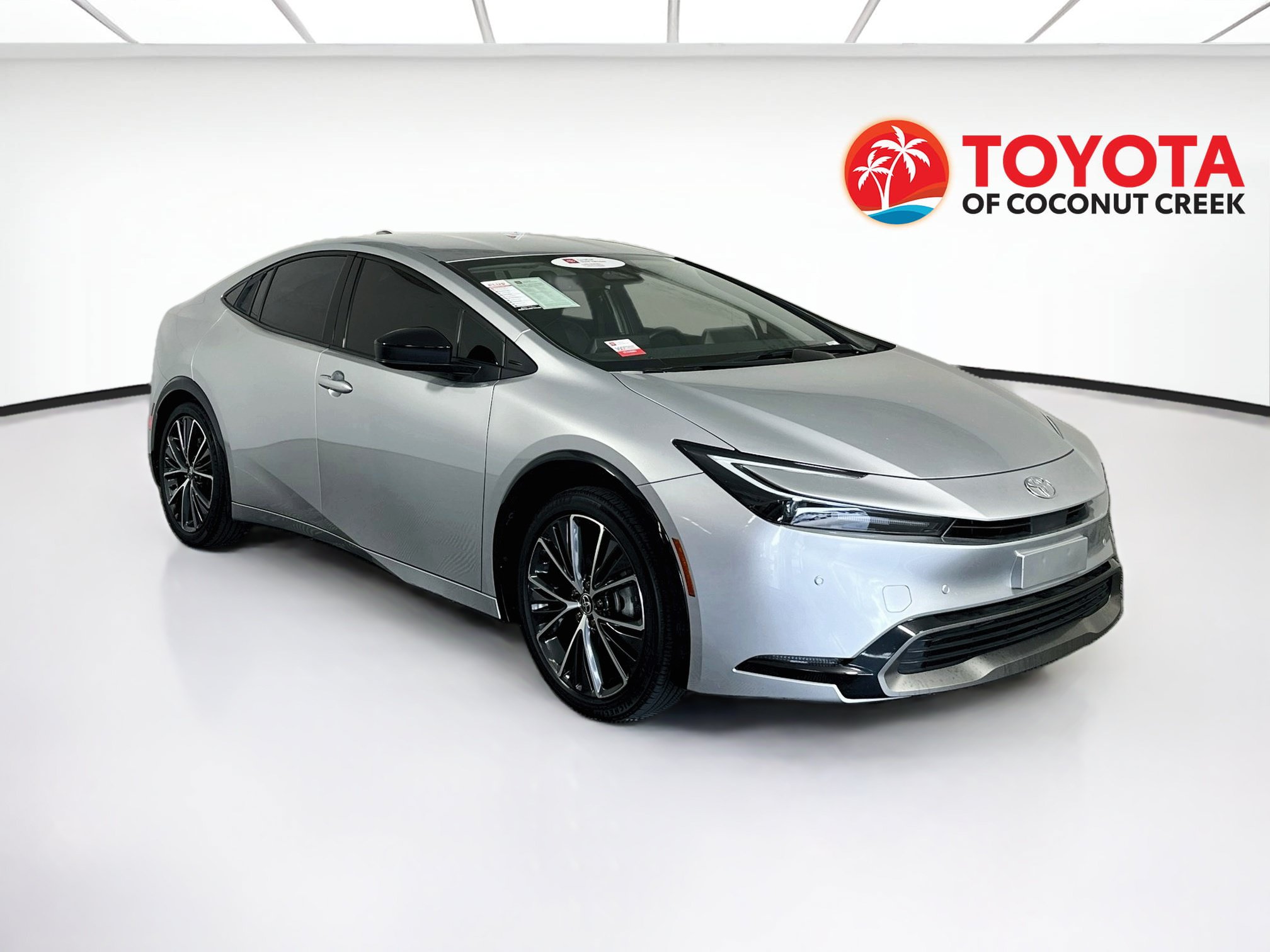 Certified 2023 Toyota Prius XLE FWD image 1