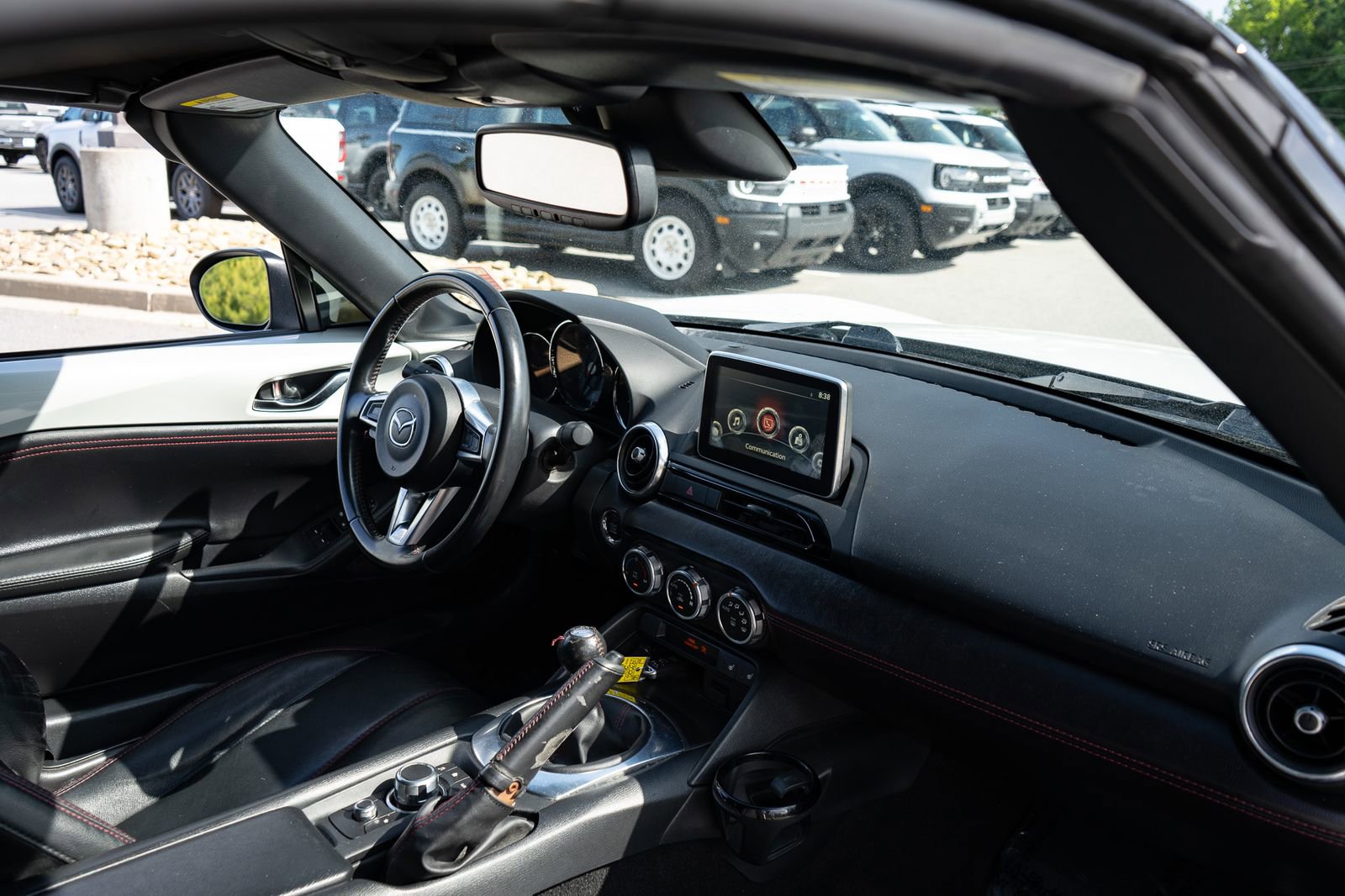 Used 2016 MAZDA MX-5 Miata Grand Touring RWD image 17
