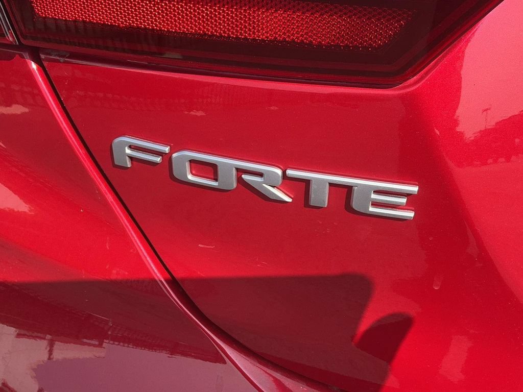 Used 2023 Kia Forte GT w/ GT2 Package FWD image 34