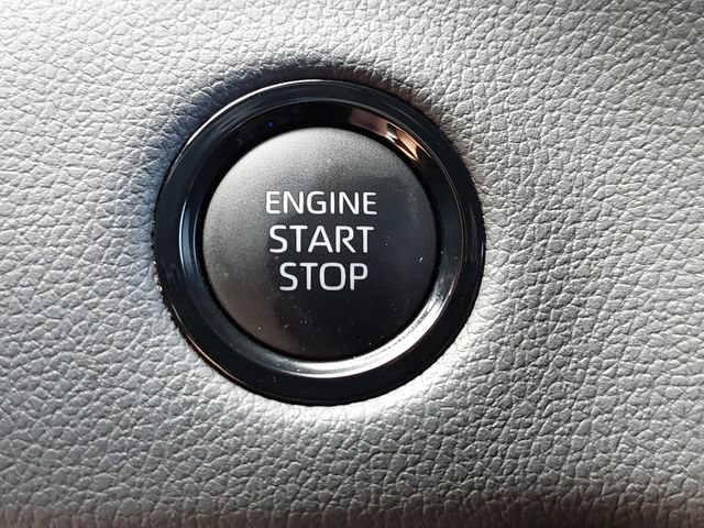 Certified 2025 Toyota Tundra Limited AWD/4WD image 28