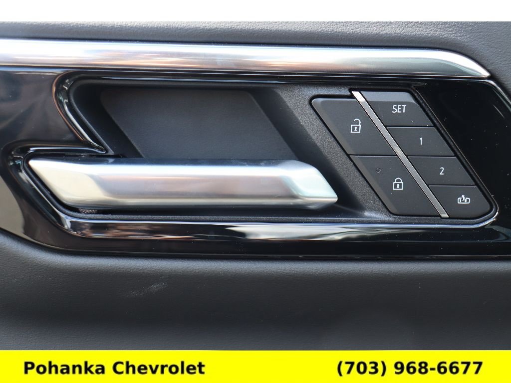 New 2026 Chevrolet Suburban High Country AWD/4WD image 23