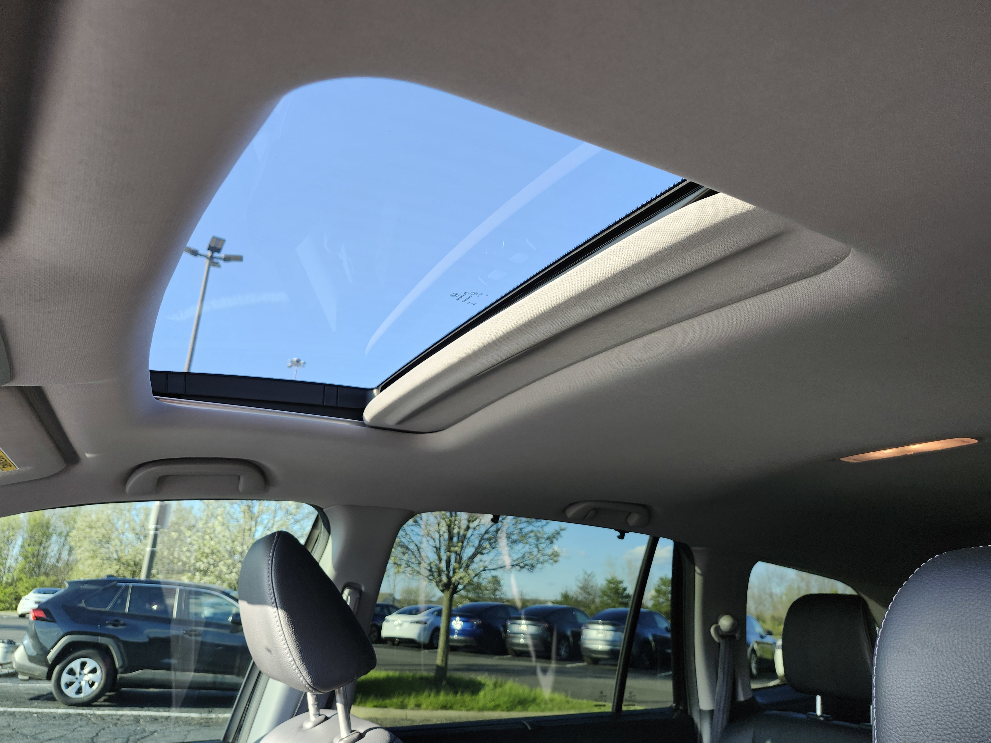 Used 2021 Honda Pilot Special Edition image 2