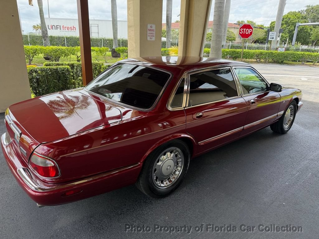 Used 1999 Jaguar XJ8 L RWD image 78