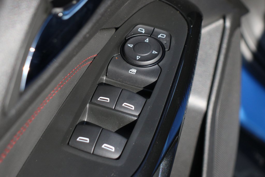 Used 2024 Chevrolet Trax RS w/ Sunroof Package image 15