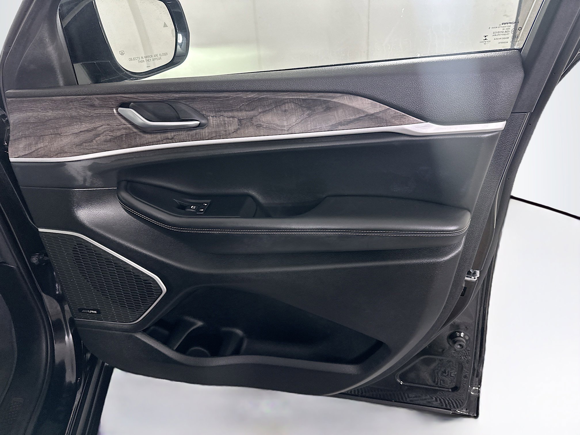 Used 2022 Jeep Grand Cherokee L Limited image 35