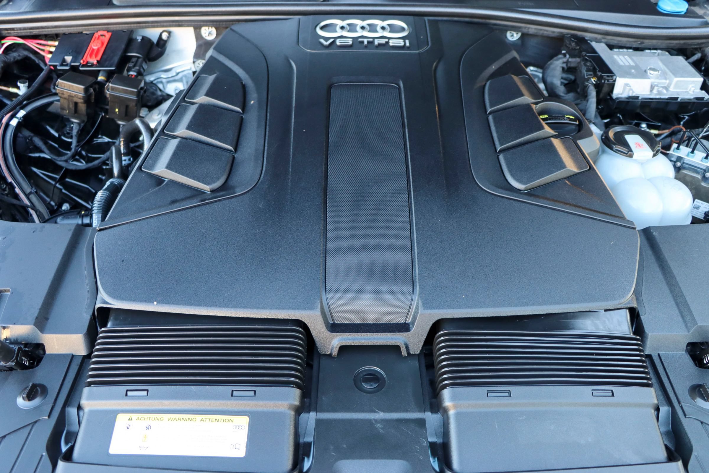 Used 2018 Audi Q7 3.0T Prestige w/ Prestige Package AWD/4WD image 48
