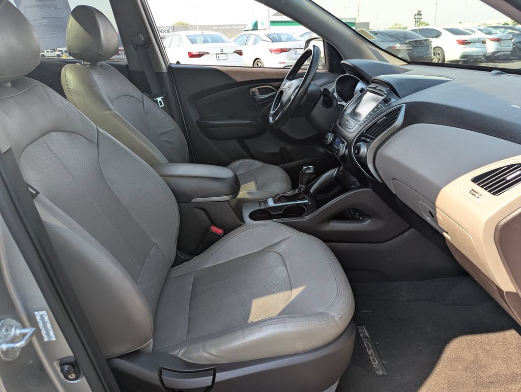 Used 2014 Hyundai Tucson Limited w/ Technology Package 02 FWD image 36