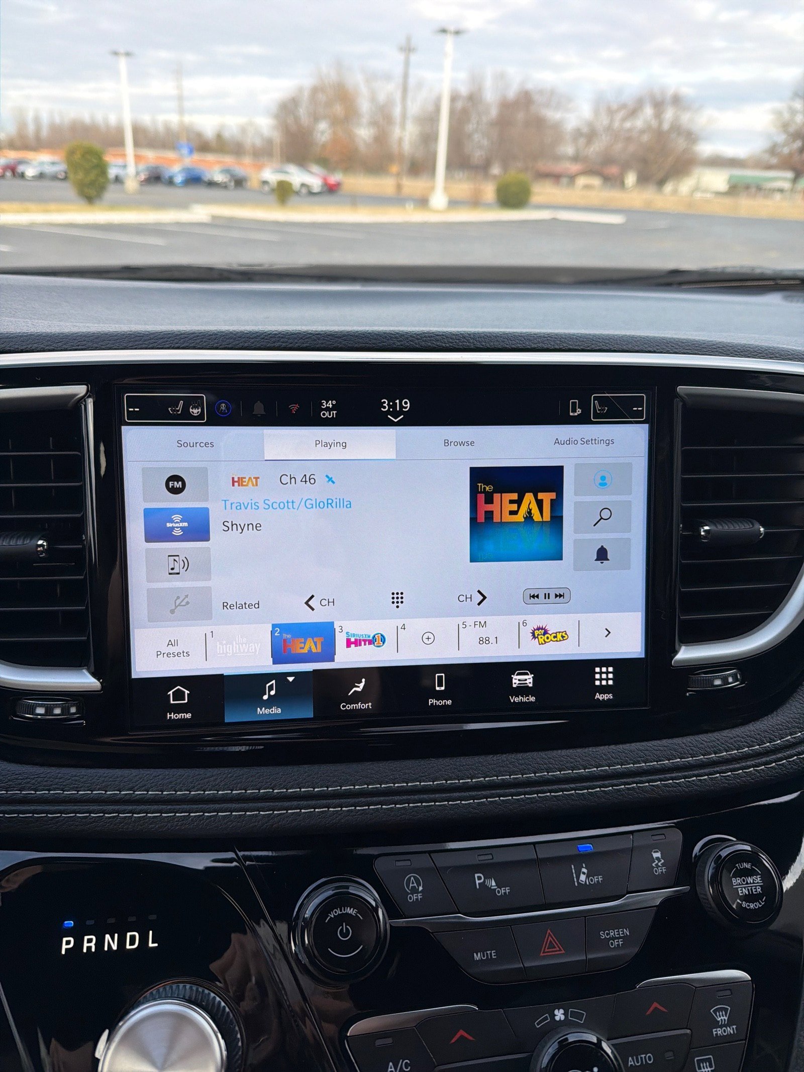 New 2026 Chrysler Pacifica Select w/ S Appearance Package FWD image 18