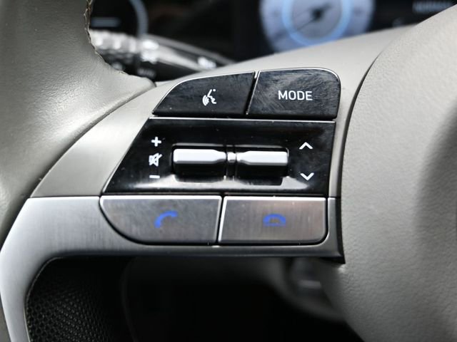 Used 2023 Hyundai Elantra SEL w/ Convenience Package FWD image 29