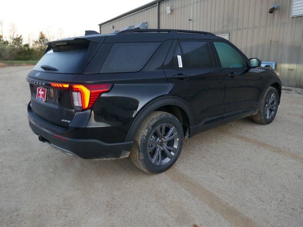 New 2026 Ford Explorer Active image 6