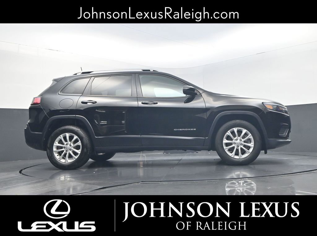 Used 2020 Jeep Cherokee Latitude AWD/4WD image 21
