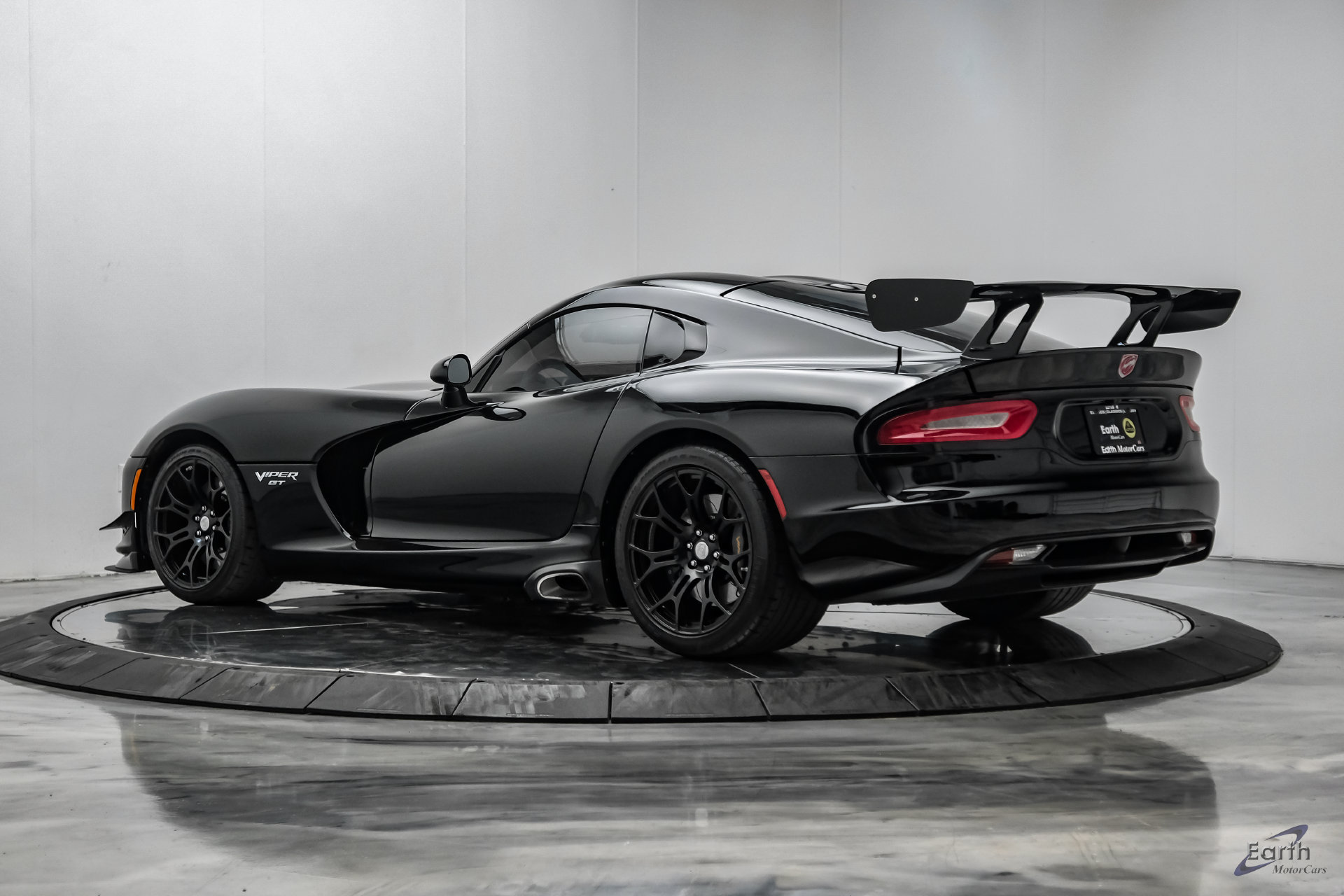 Used 2017 Dodge Viper GTC w/ Time Attack Group 2.0 RWD image 11