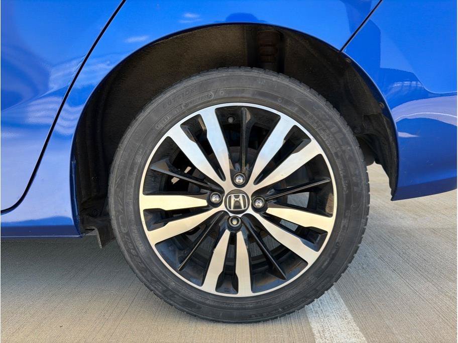 Used 2020 Honda Fit EX image 30