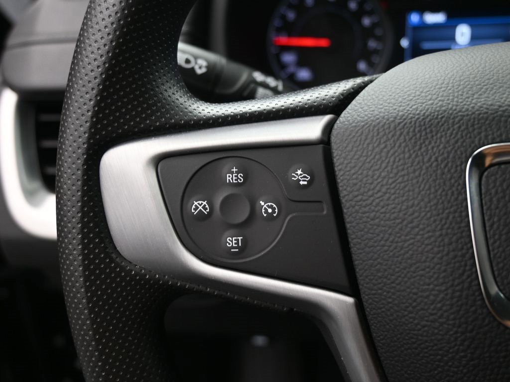 Used 2023 GMC Terrain SLE w/ Driver Convenience Package image 2