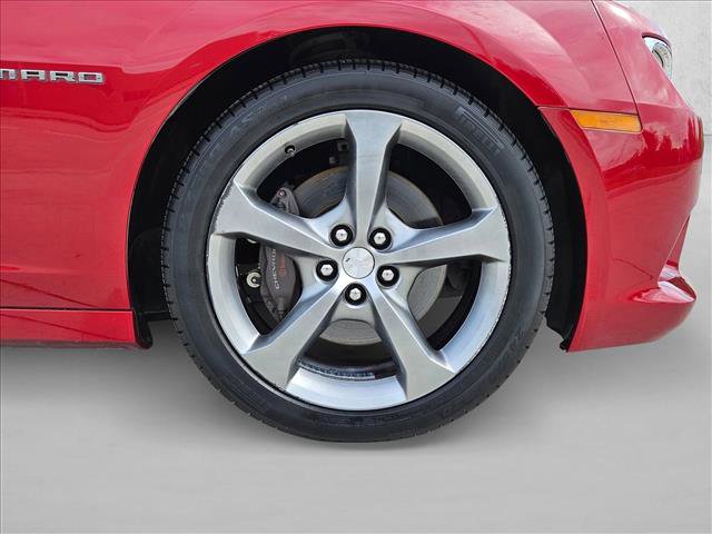 Used 2014 Chevrolet Camaro SS w/ RS Package RWD image 22
