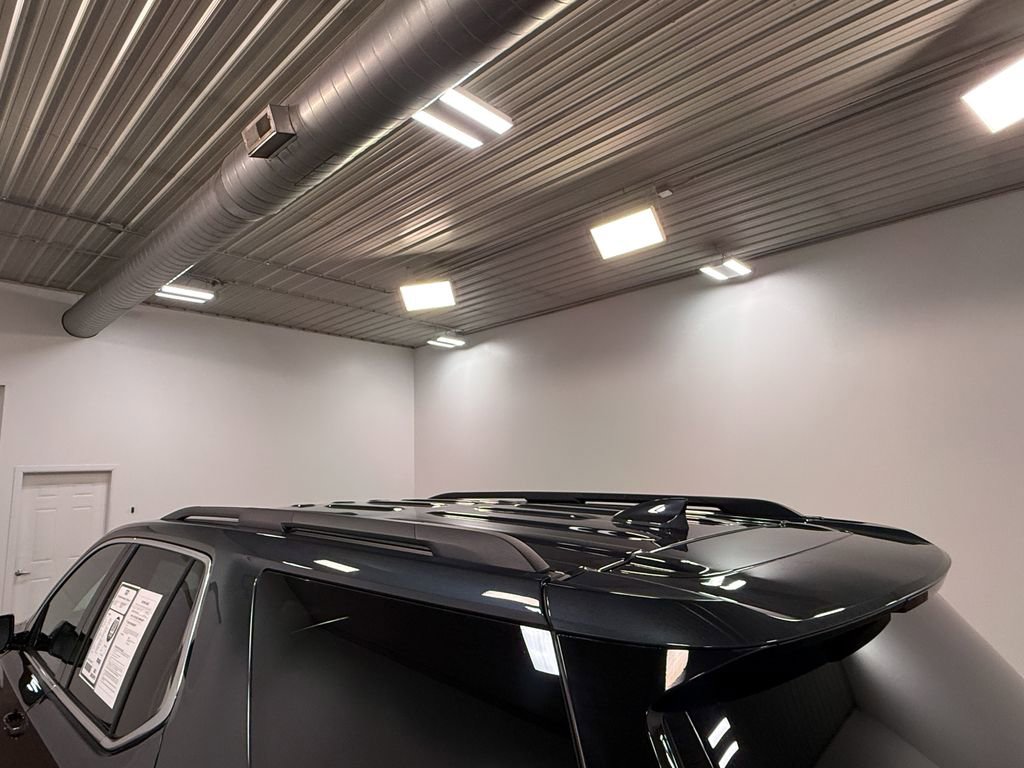 Used 2019 Chevrolet Traverse LT image 43