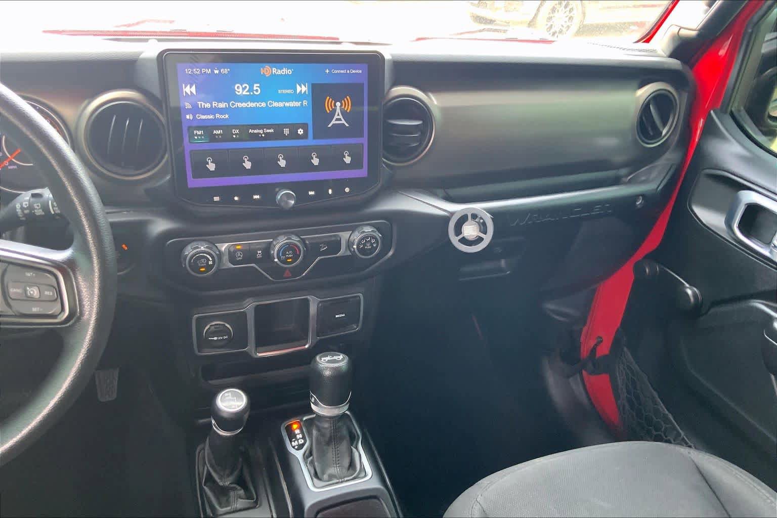 Used 2018 Jeep Wrangler Unlimited Sport AWD/4WD image 7