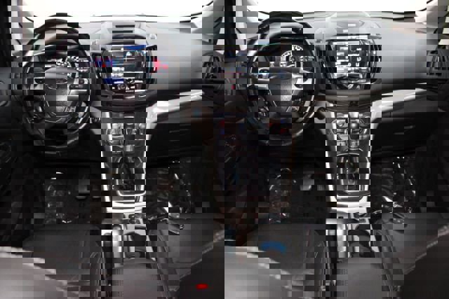 Used 2014 Ford C-MAX Energi SEL w/ Equipment Group 303A FWD image 2