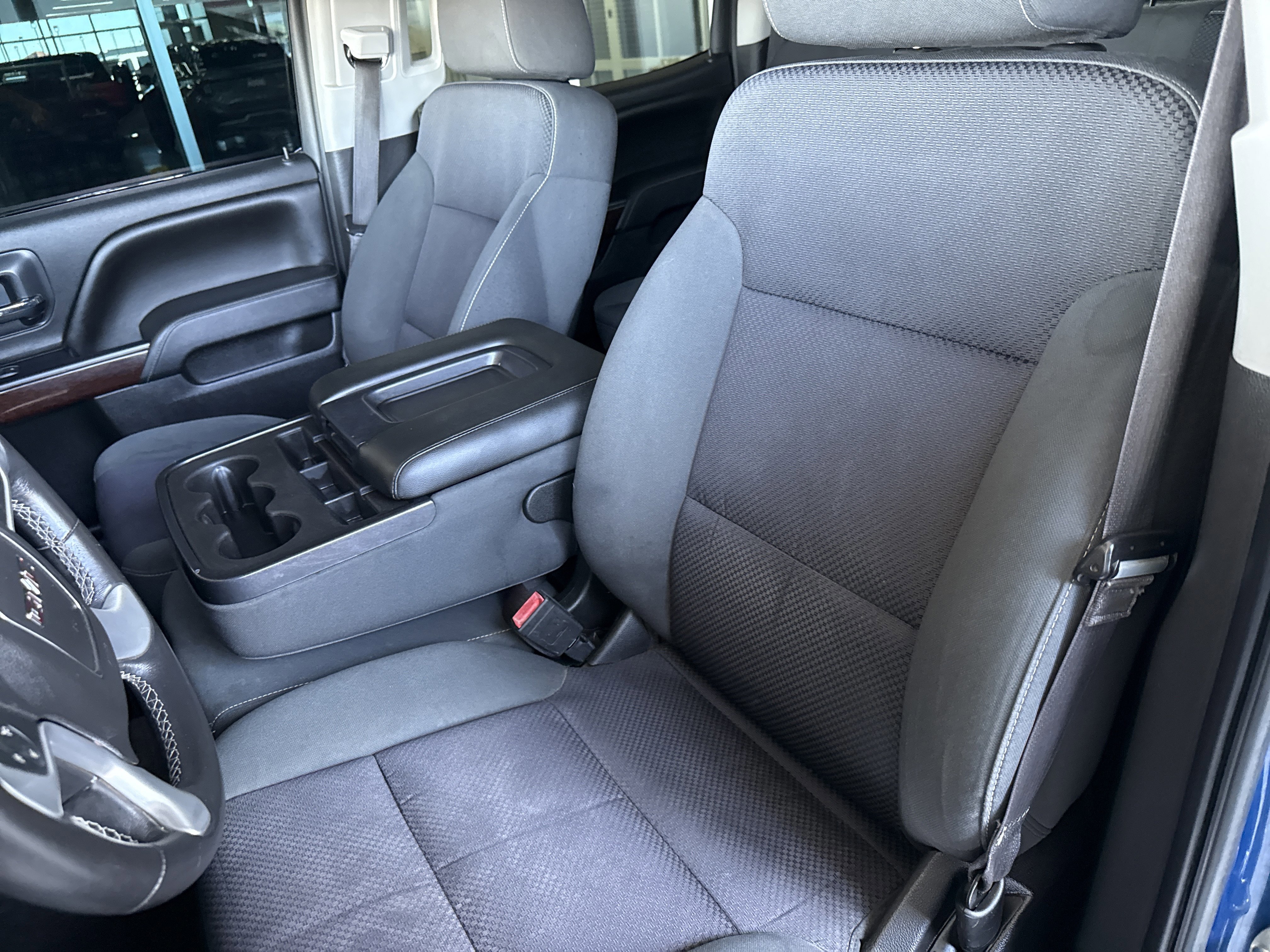 Used 2015 GMC Sierra 1500 SLE w/ SLE Value Package image 18