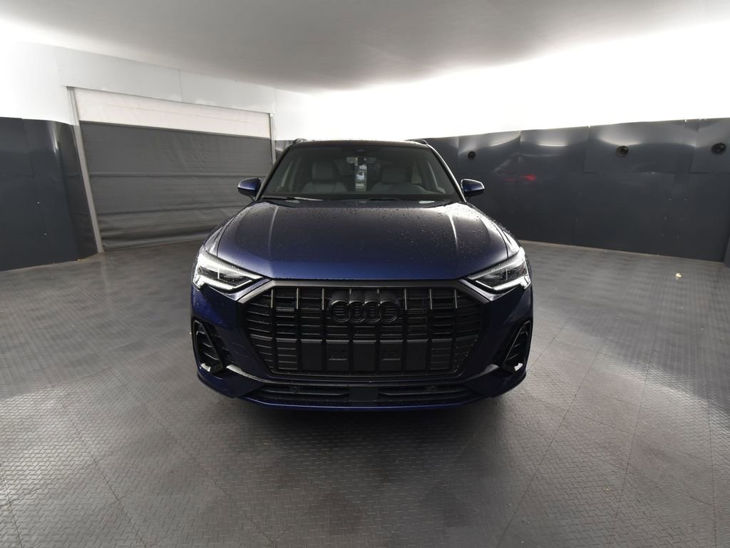 New 2025 Audi Q3 2.0T Premium image 8