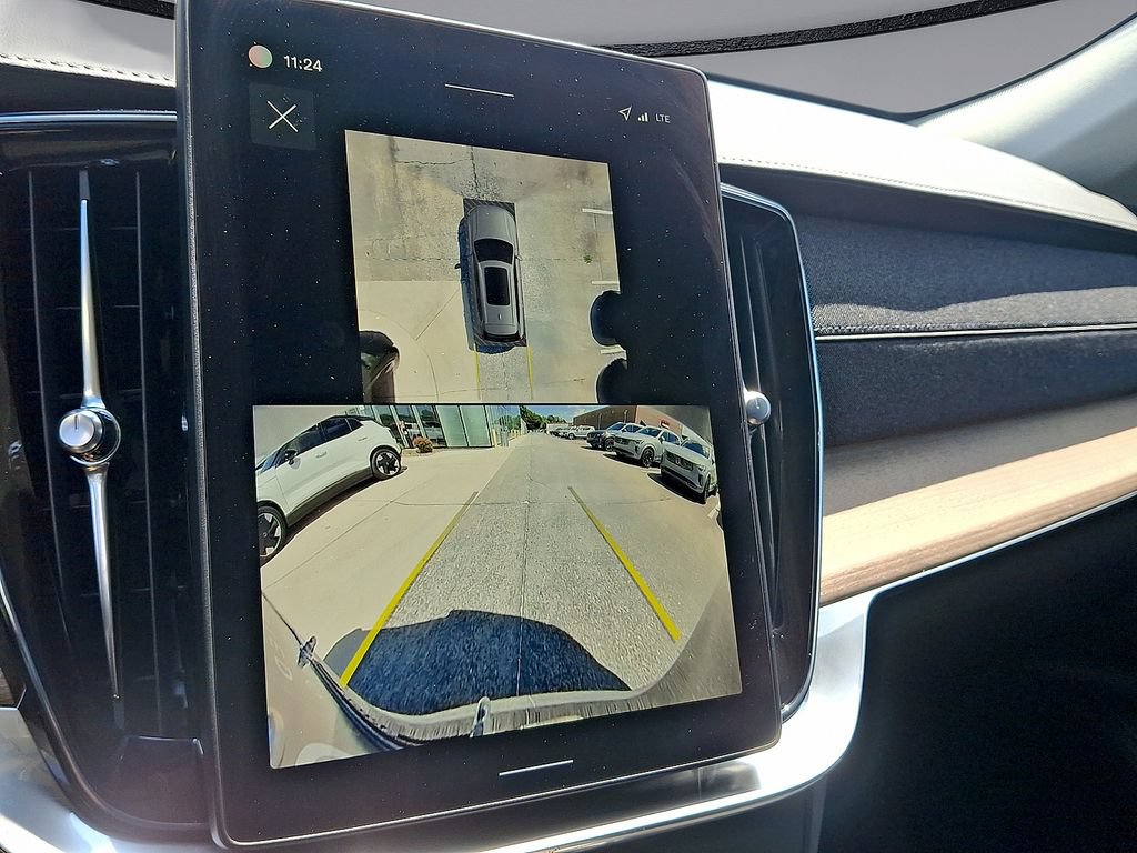 Certified 2026 Volvo XC90 B6 Plus AWD/4WD image 21