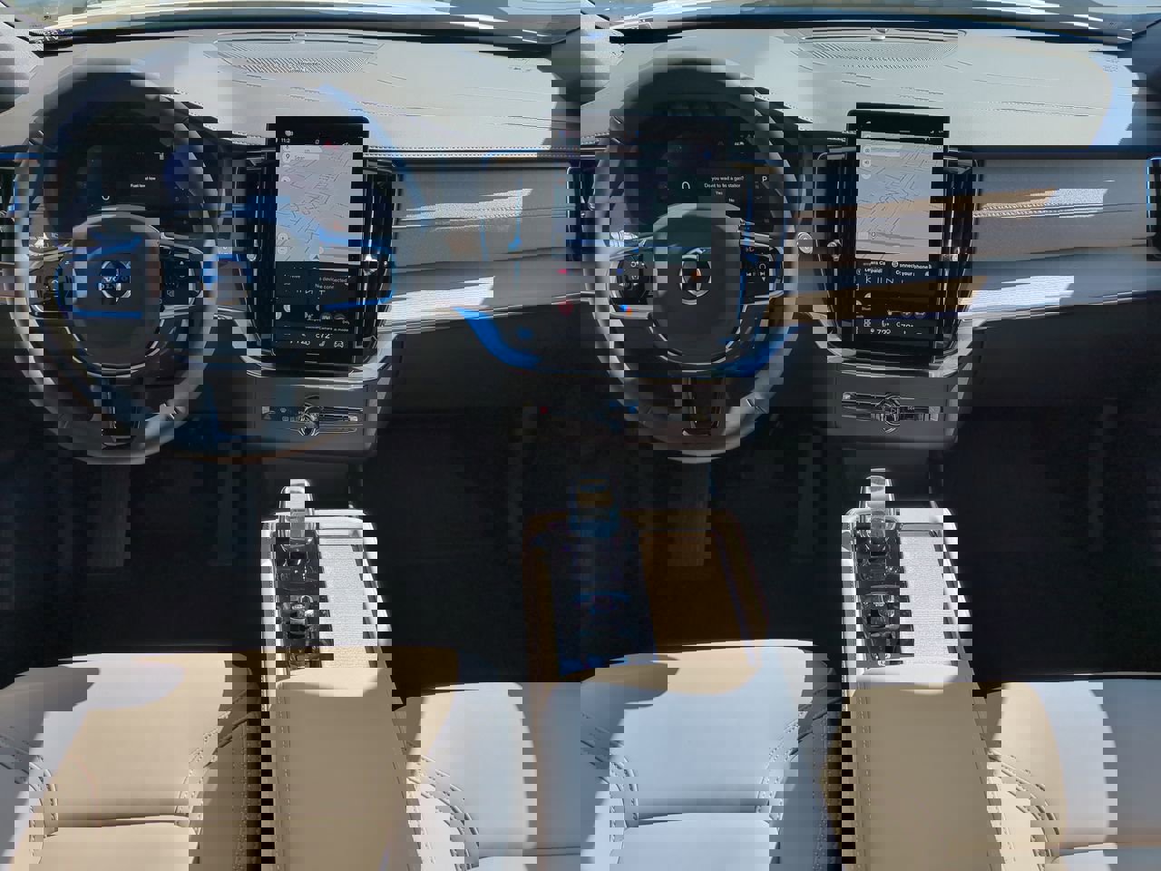 New 2026 Volvo XC90 T8 Plus image 13