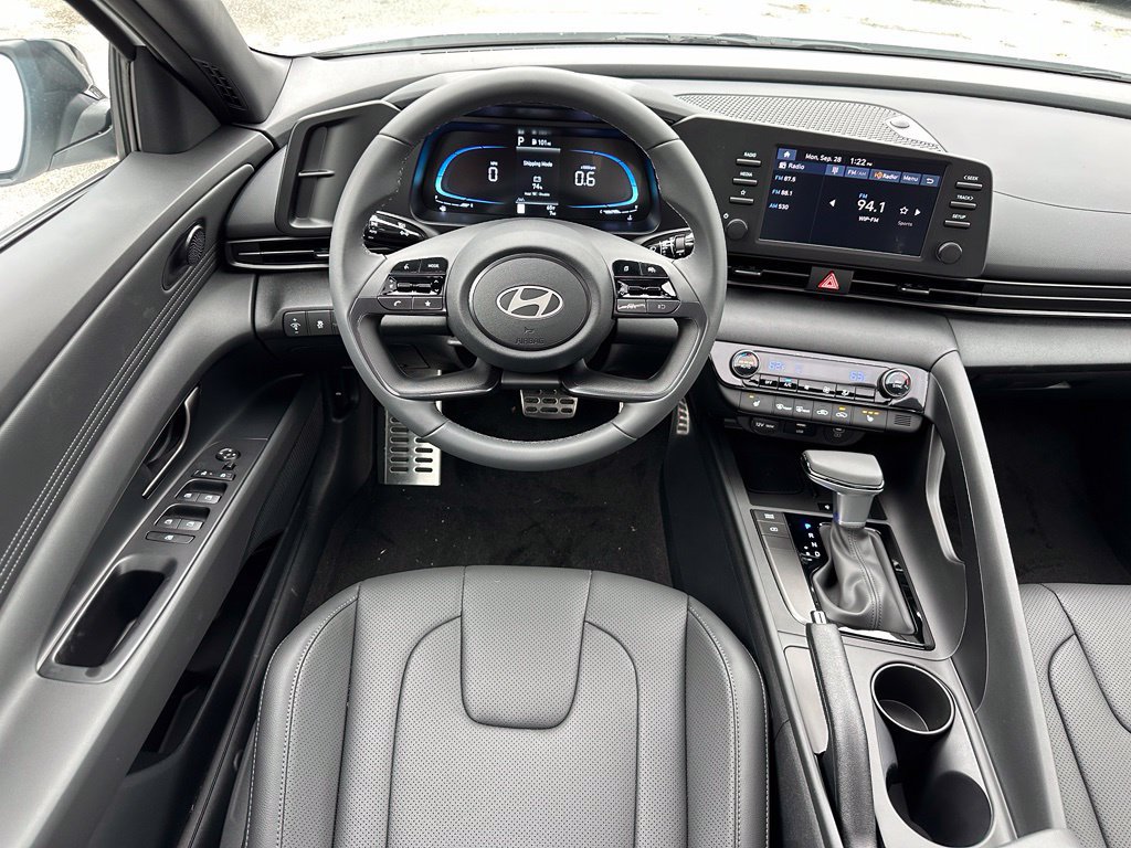 New 2026 Hyundai Elantra SEL Sport FWD image 15