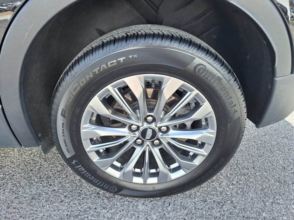 Certified 2024 Cadillac XT4 Premium Luxury image 23