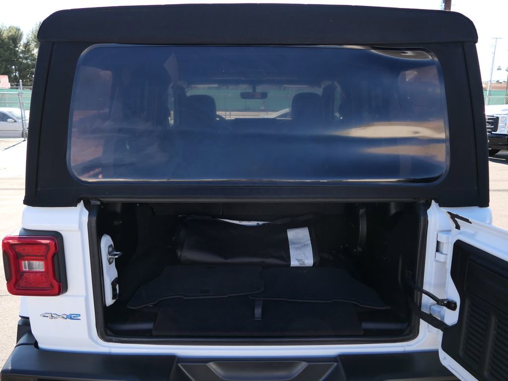 Used 2022 Jeep Wrangler Unlimited Sahara w/ Safety Group image 22