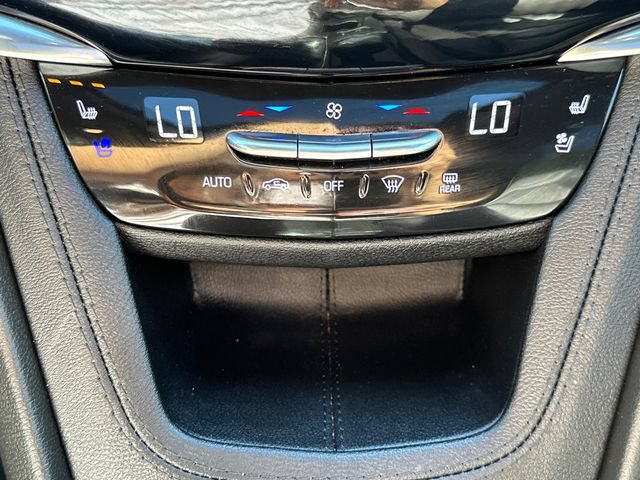 Used 2024 Cadillac XT6 Sport AWD/4WD image 35