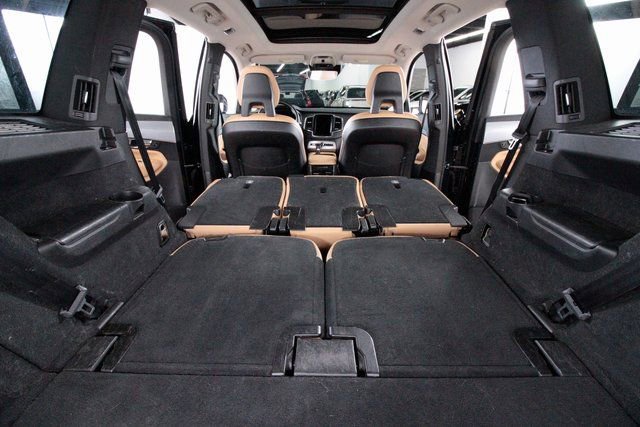 Used 2016 Volvo XC90 T6 Momentum image 31