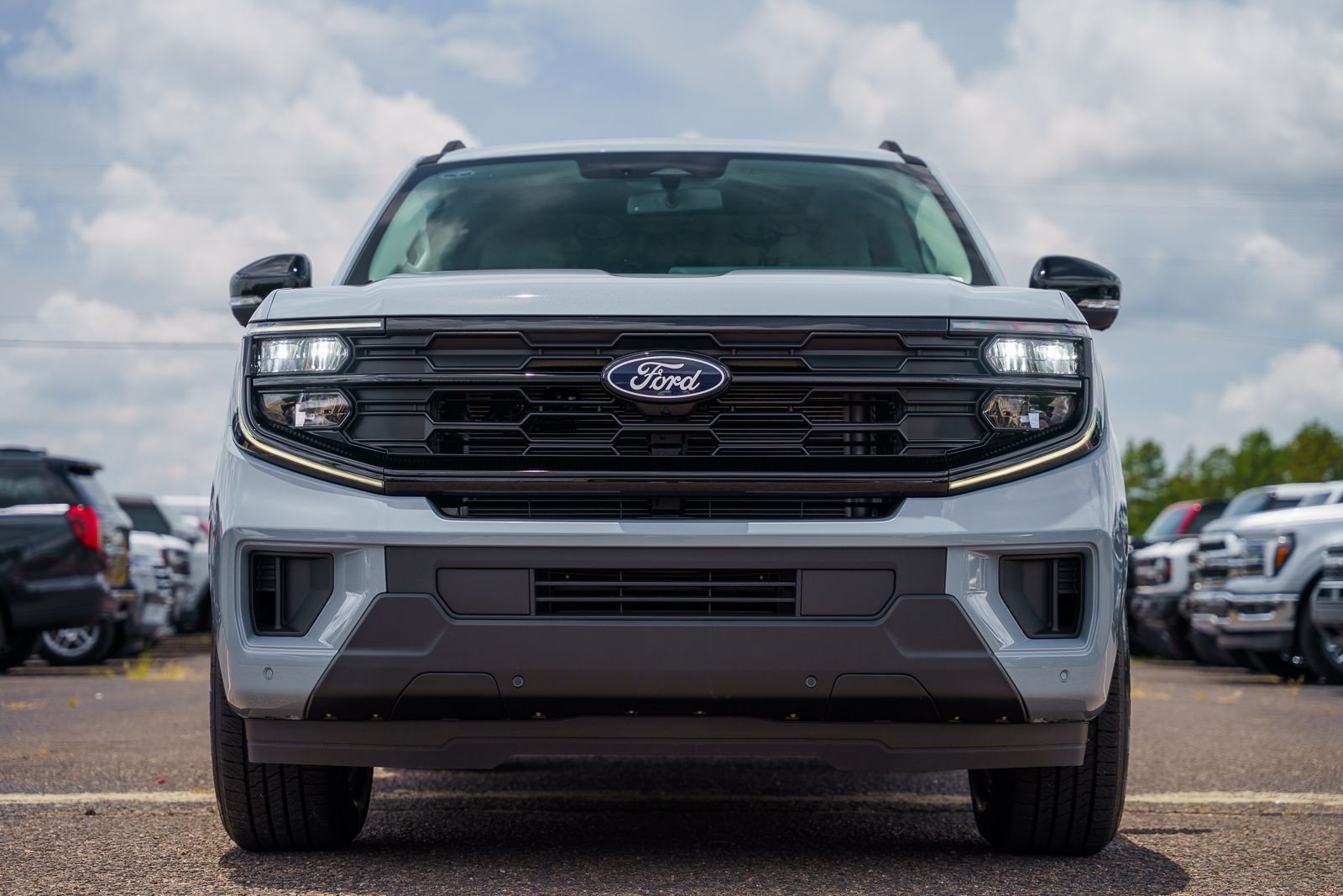 New 2027 Ford Expedition Active RWD image 2